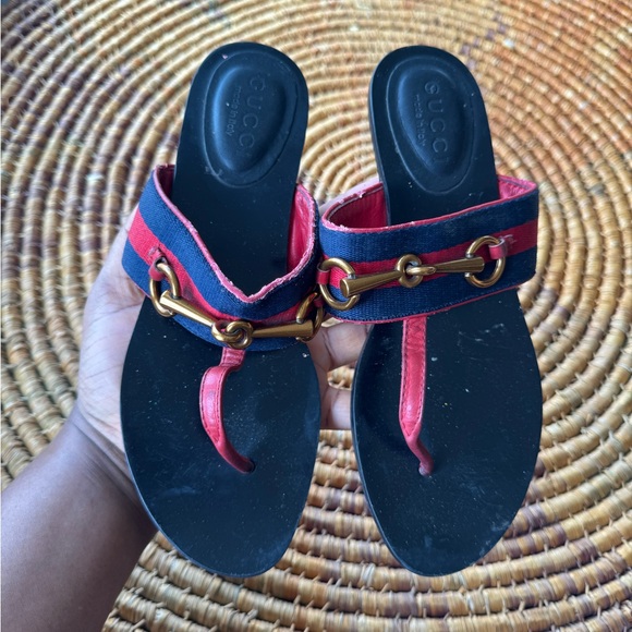 Gucci Women's Red and Navy Sandals - Picture 1 of 4